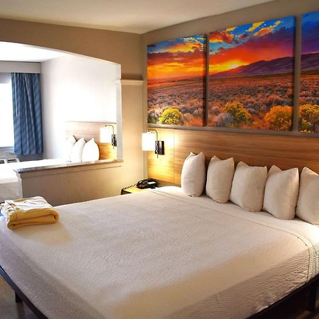 Days Inn By Wyndham Nacogdoches/Sfa University/Downtown Екстер'єр фото