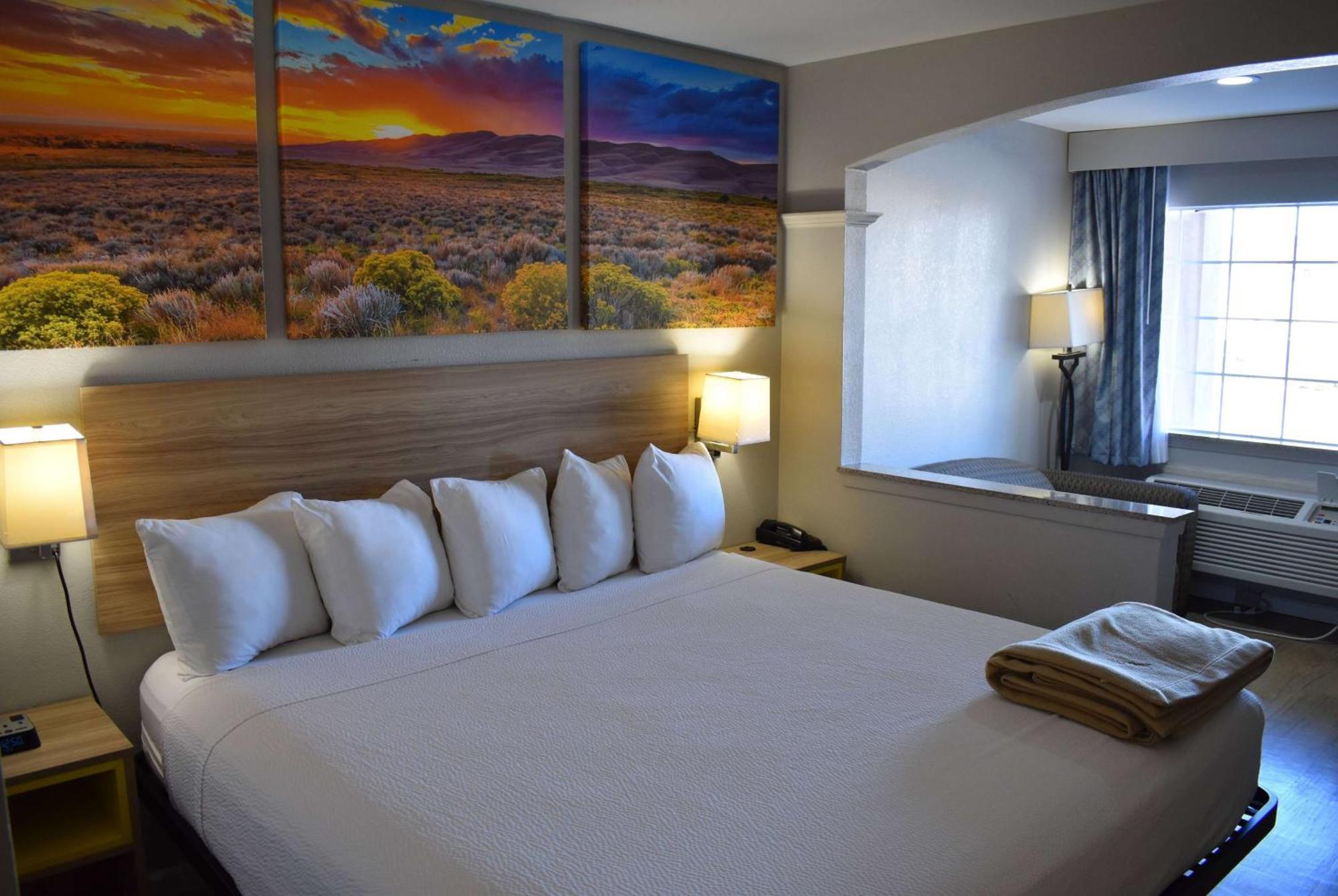 Days Inn By Wyndham Nacogdoches/Sfa University/Downtown Екстер'єр фото